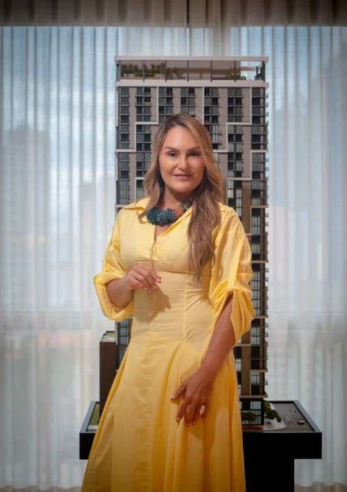 Vivian Vargas Kinderson, Realtor · Miami pre-construction